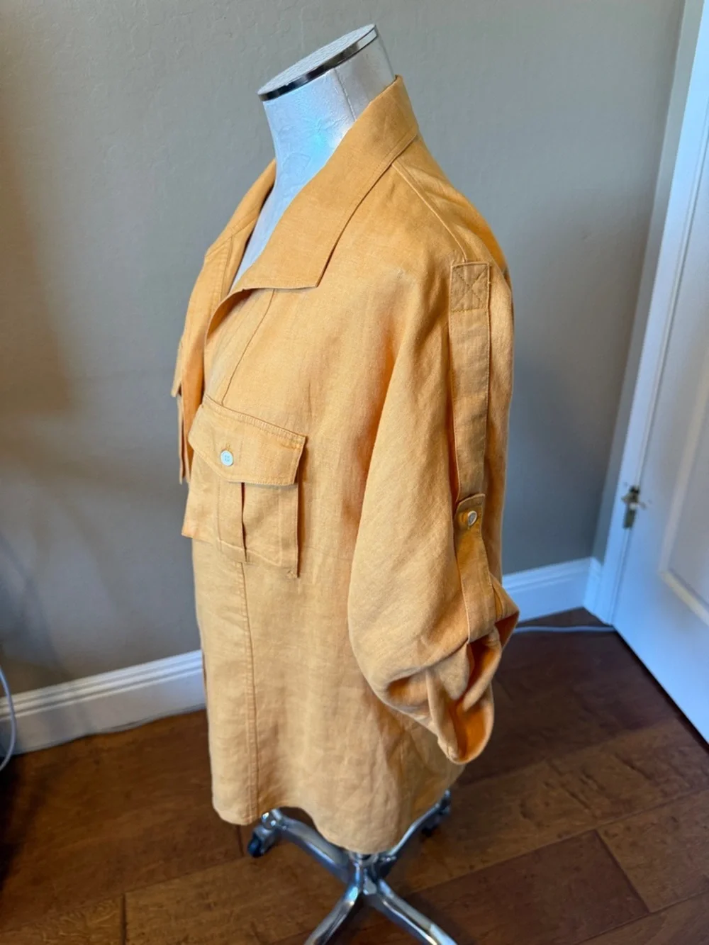 Lafayette 148 New York 100%Linen Button Front Shirt Orange Size 12 Relaxed Fit - Picture 10 of 17